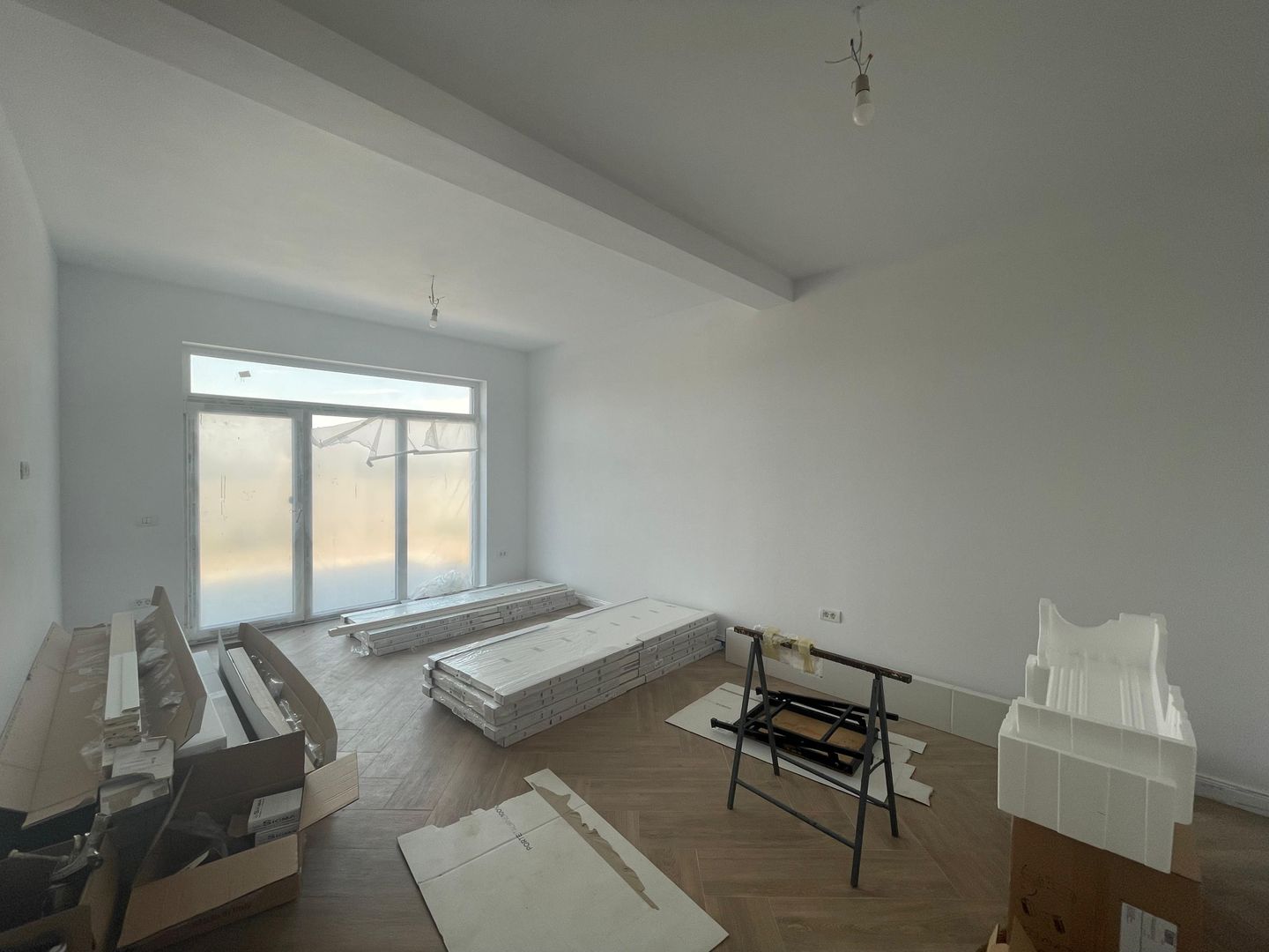 Duplex separat prin camera tehnica - 5 camere - Mosnita Noua - Poză 3