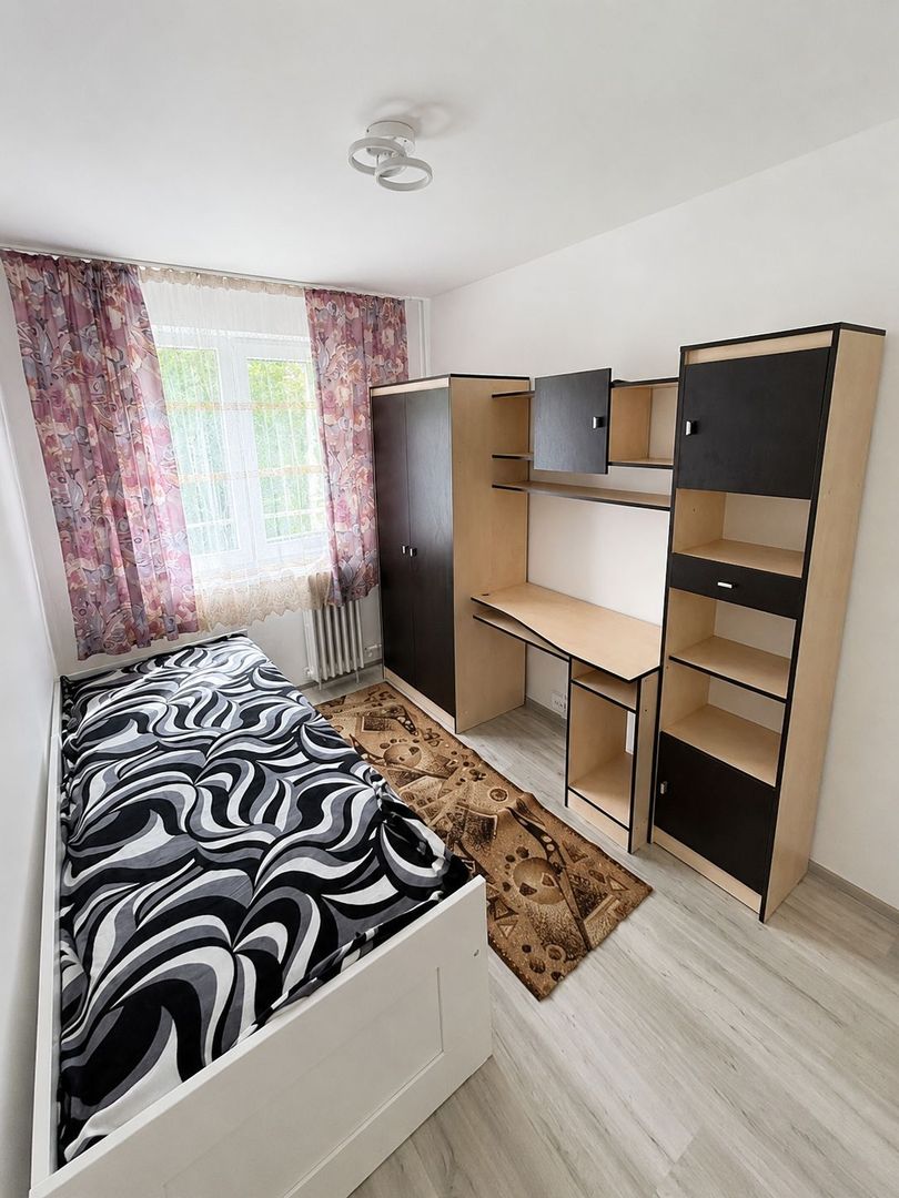 Închiriere apartament cu 3 camere, renovat în 2026  disponibil imediat - Poză 1
