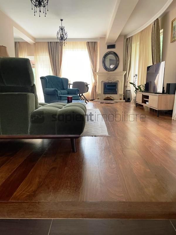 Casa lux in Sinmartin Beverly Hills - Poză 15