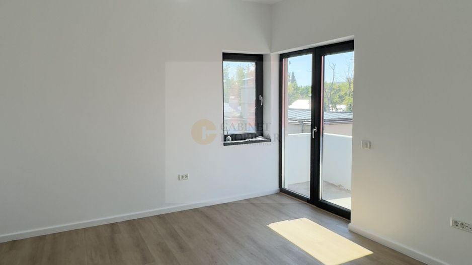 4 camere + birou | Biserica Casin | 110mp total | Renovat 2025 - Poză 12