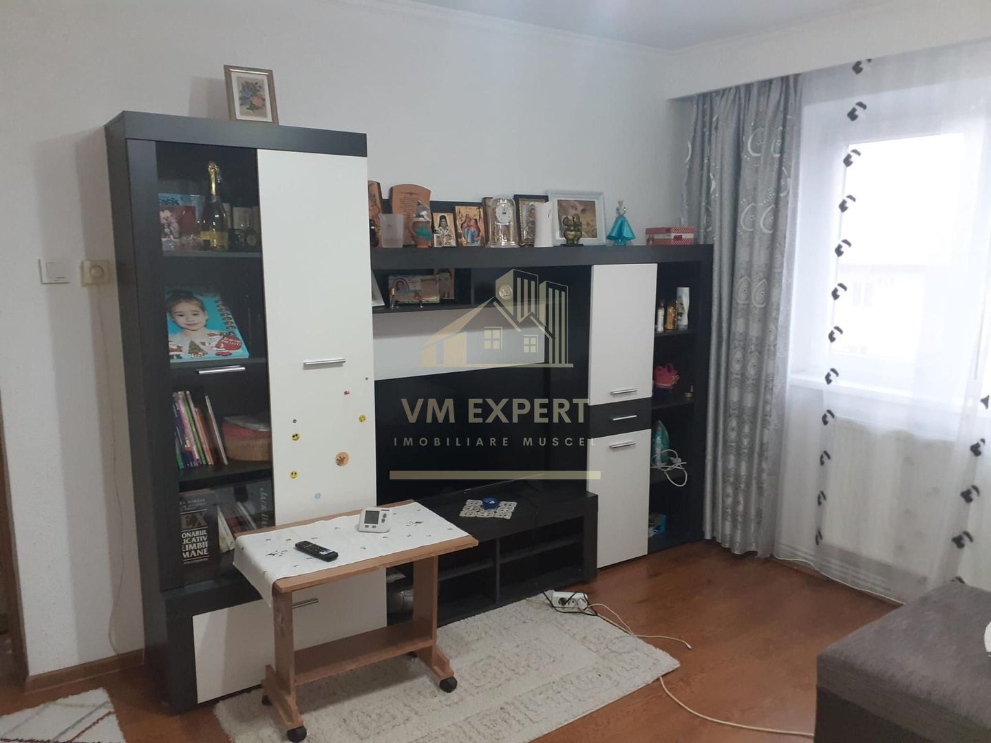 APARTAMENT 2 CAMERE,CF. 1, SEMIDECOMANDAT, ET. 4, CAMPULUNG-ROTUNDA - Poză 1