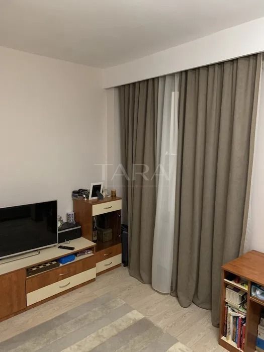 Apartament cu o camera in Gruia. - Poză 4