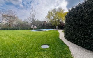 Vila cu 7 camere - Dumbravita - Zona Cora - Poză 2