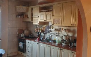 Vând apartament modern, intretinut - Poză 1