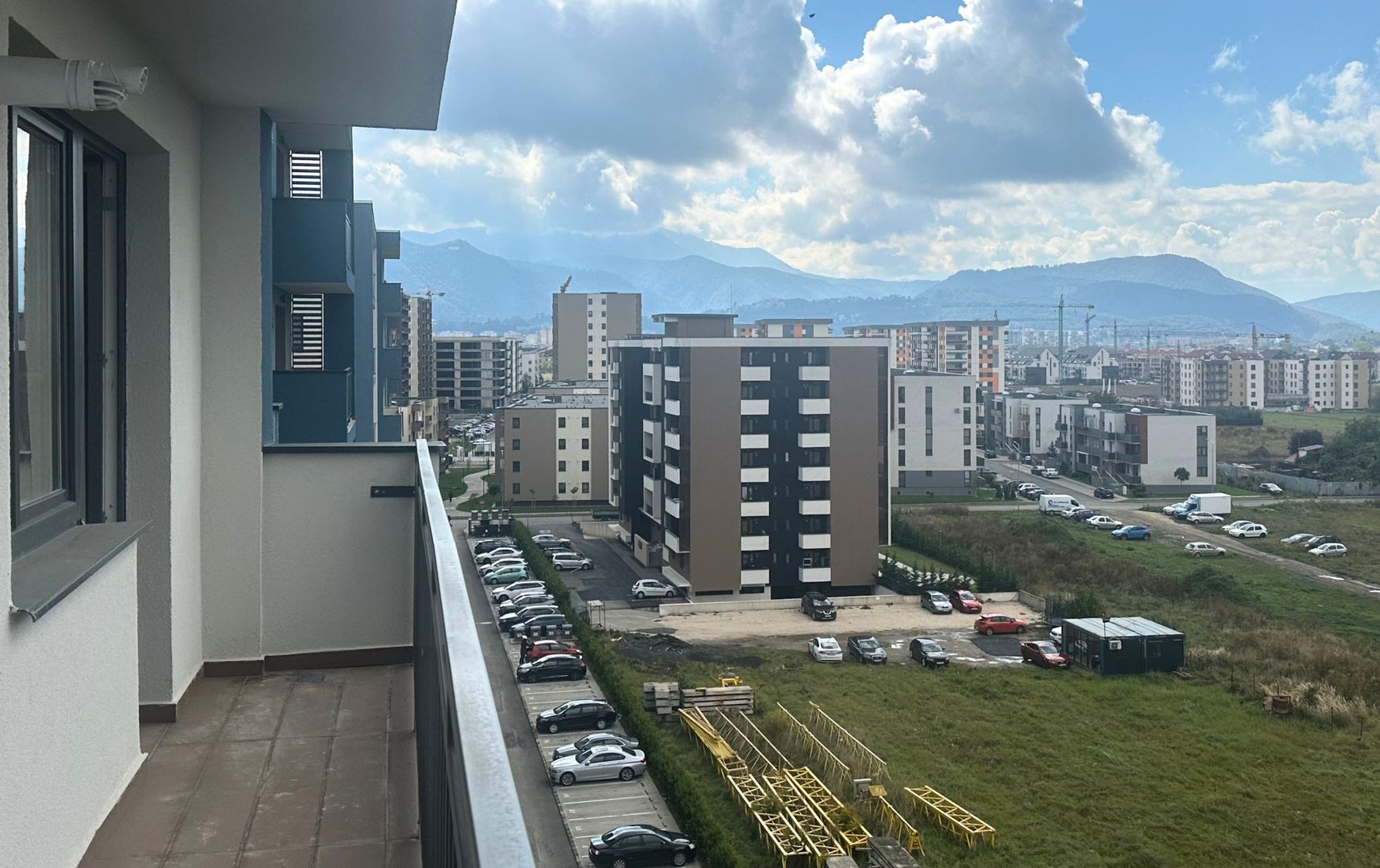 Apartament tip studio cu bucătăria mobilată zona Coresi Brasov - Poză 7