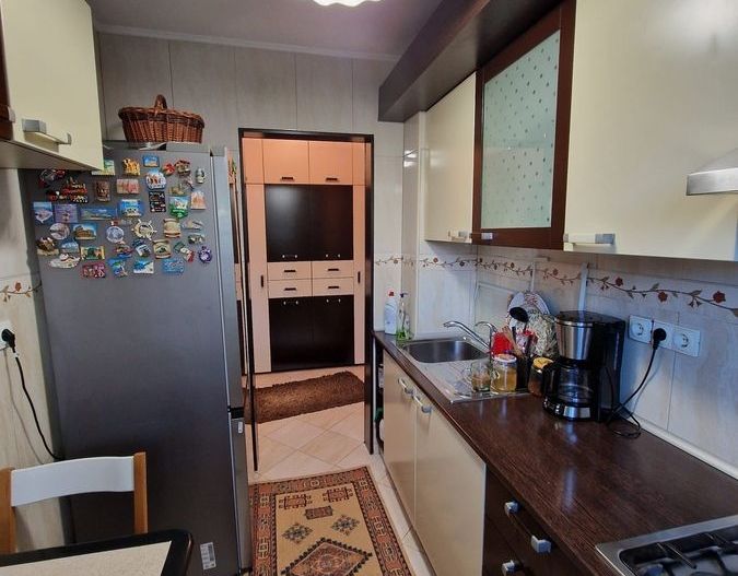 De vanzare apartament 3 camere Drumul Taberei - Poză 6