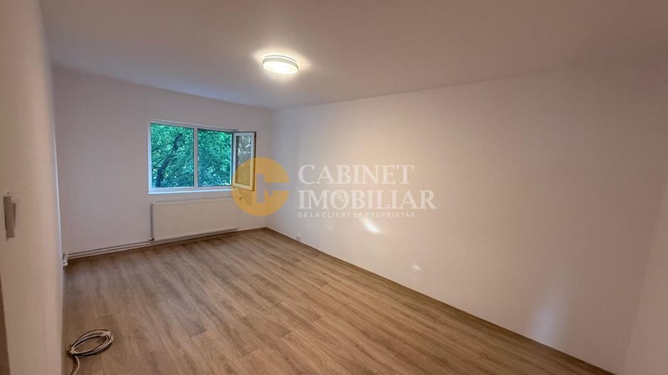 2 CAMERE DECOMANDAT--CANTA--RENOVAT LA PLACA--LIBER - Poză 1