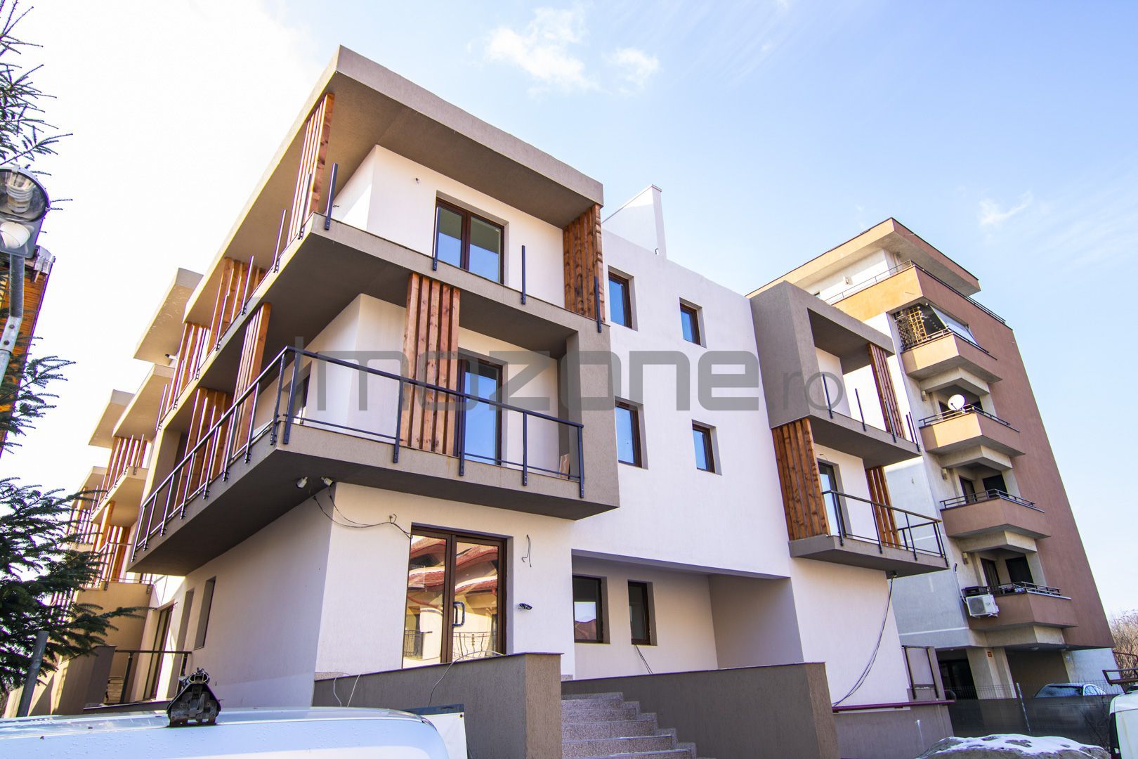 The Building 73 - Prelungirea Ghencea - Poză 2