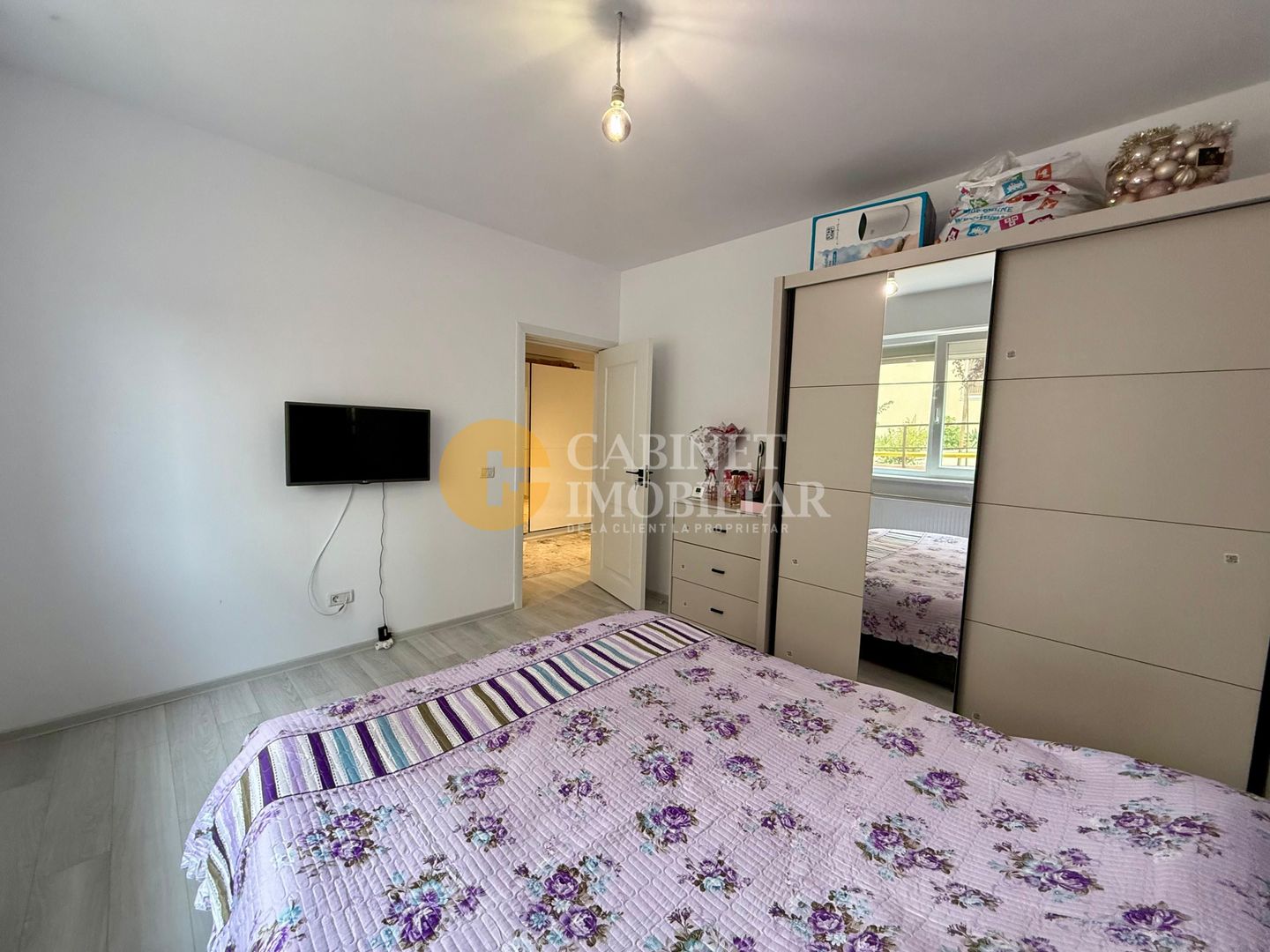 2 CAMERE DECOMANDAT--MOBILAT+UTILAT--VALEA LUPULUI - Poză 5