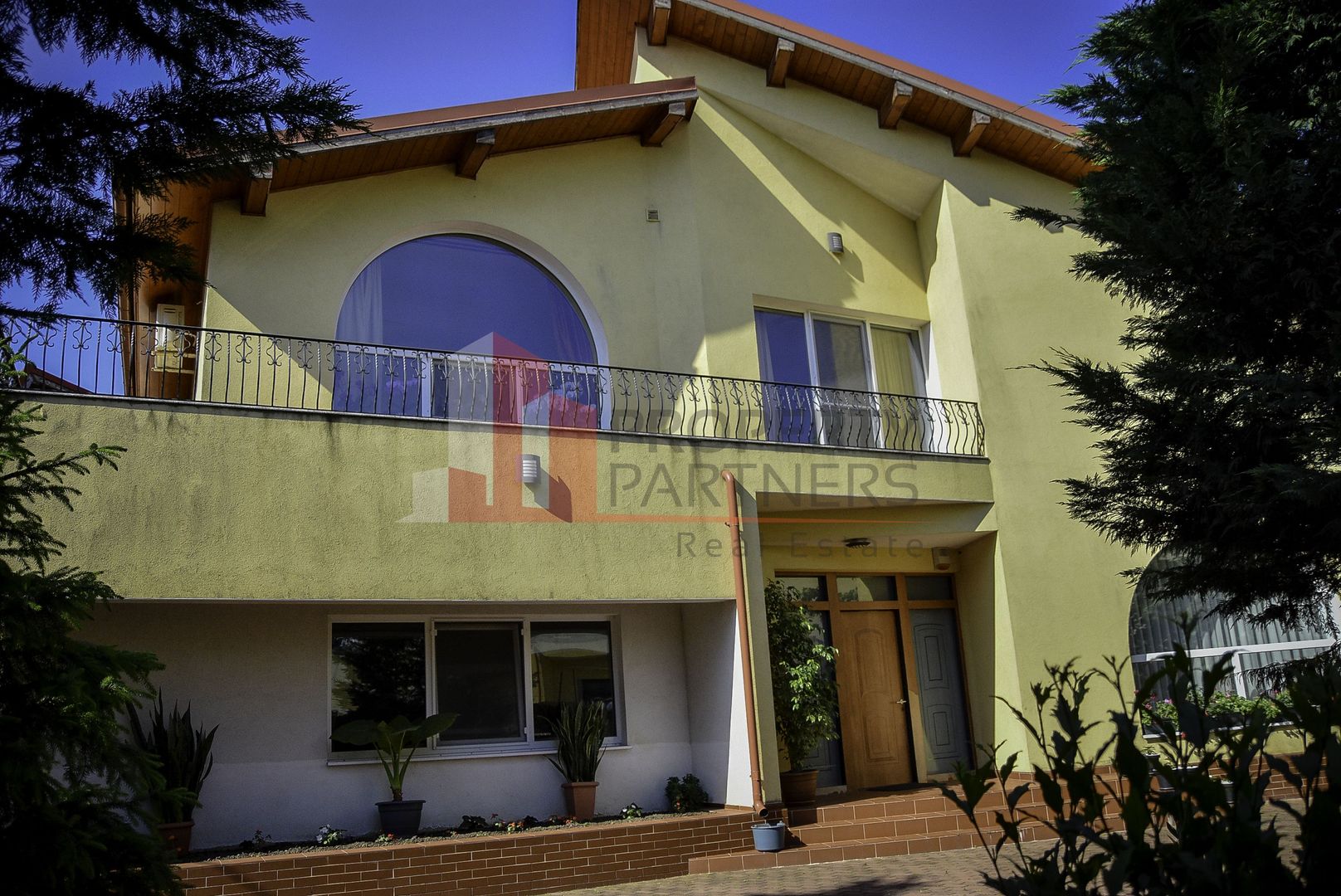 Vila spatioasa cu teren mare Jollie Ville - Poză 8