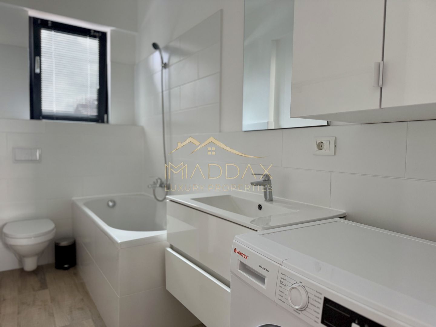 Apartament 3 camere de inchiriat mobilat completII Lux II N.Caramfil - Poză 10