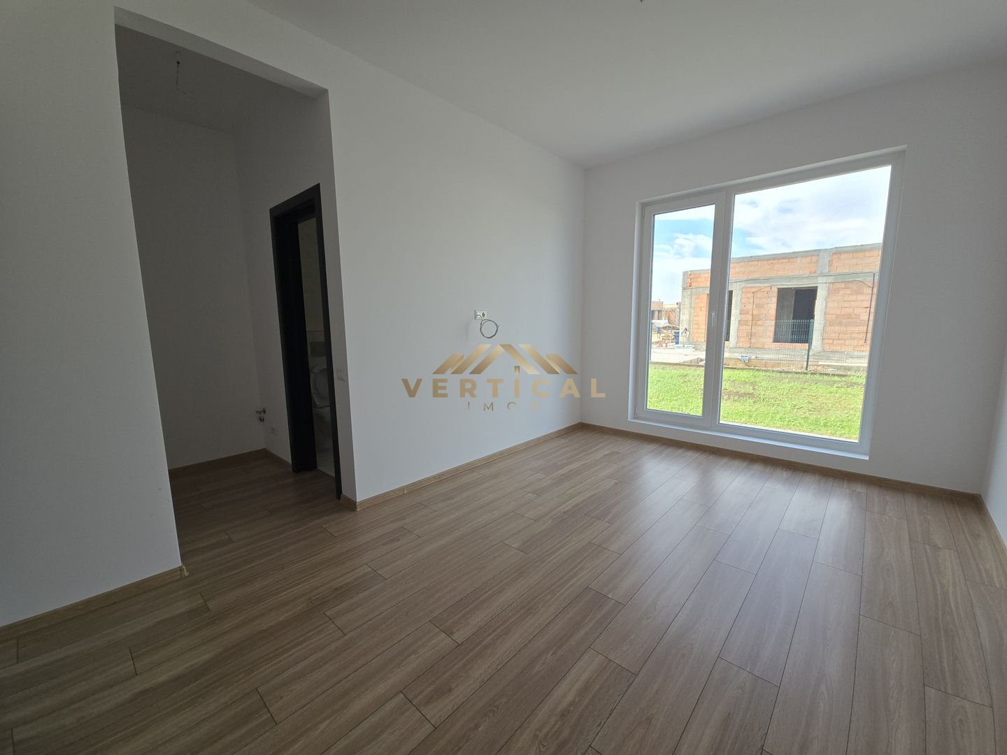 3 Case Exclusive! 3 Camere, 2 Bai, Comuna Berceni - Poză 3