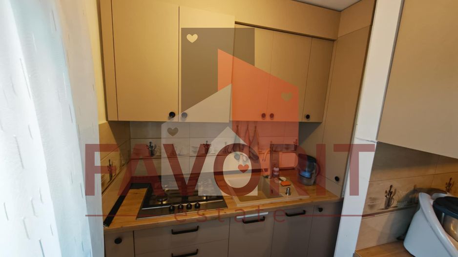 Apartament 4 camere decomandat, etaj 2, zona Steaua. - Poză 7