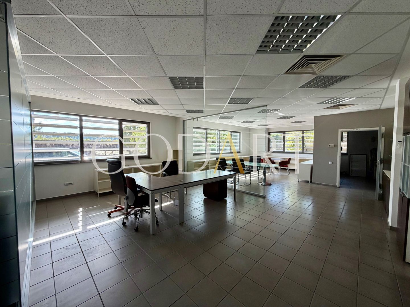 Proprietate industrială de vânzare Otopeni | Hala | Birouri - Poză 18