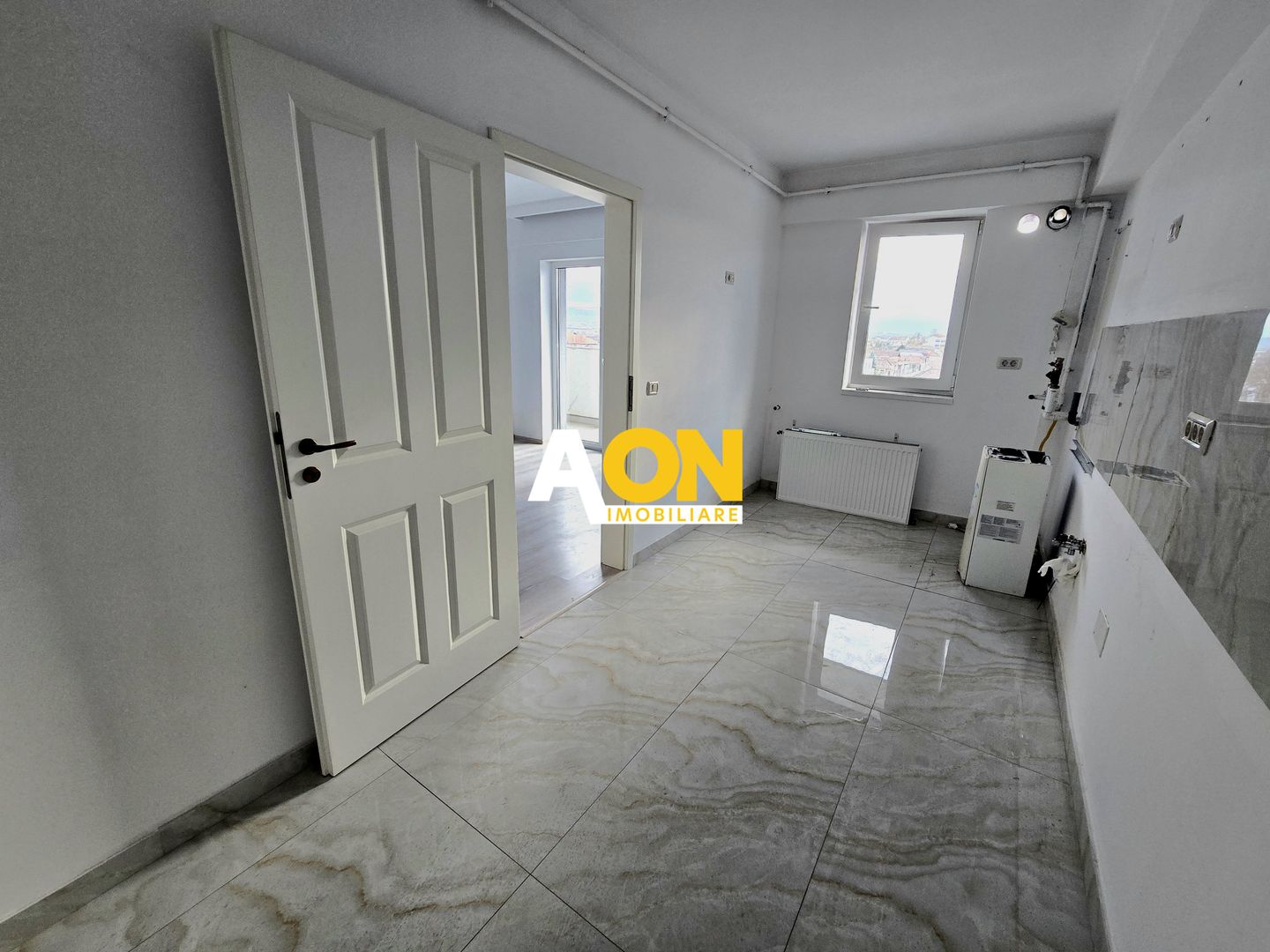 Apartament cu 2 Camere, Bloc Nou, Lift, Zona Centru - Poză 8