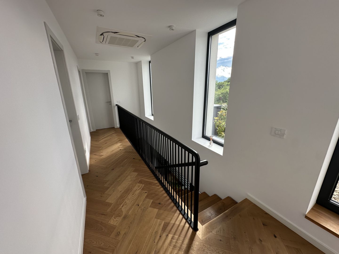 PROIECT  DEOSEBIT  IN  DUMBRAVITA - Poză 26