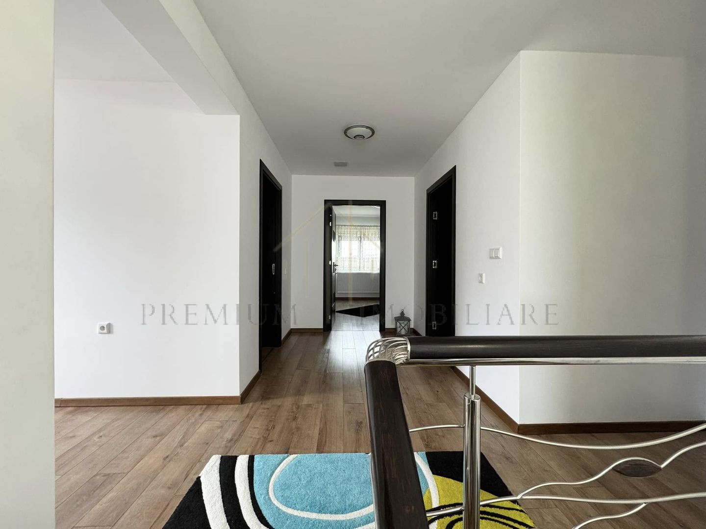 Vila de Lux la 13 km de Onesti - Poză 9