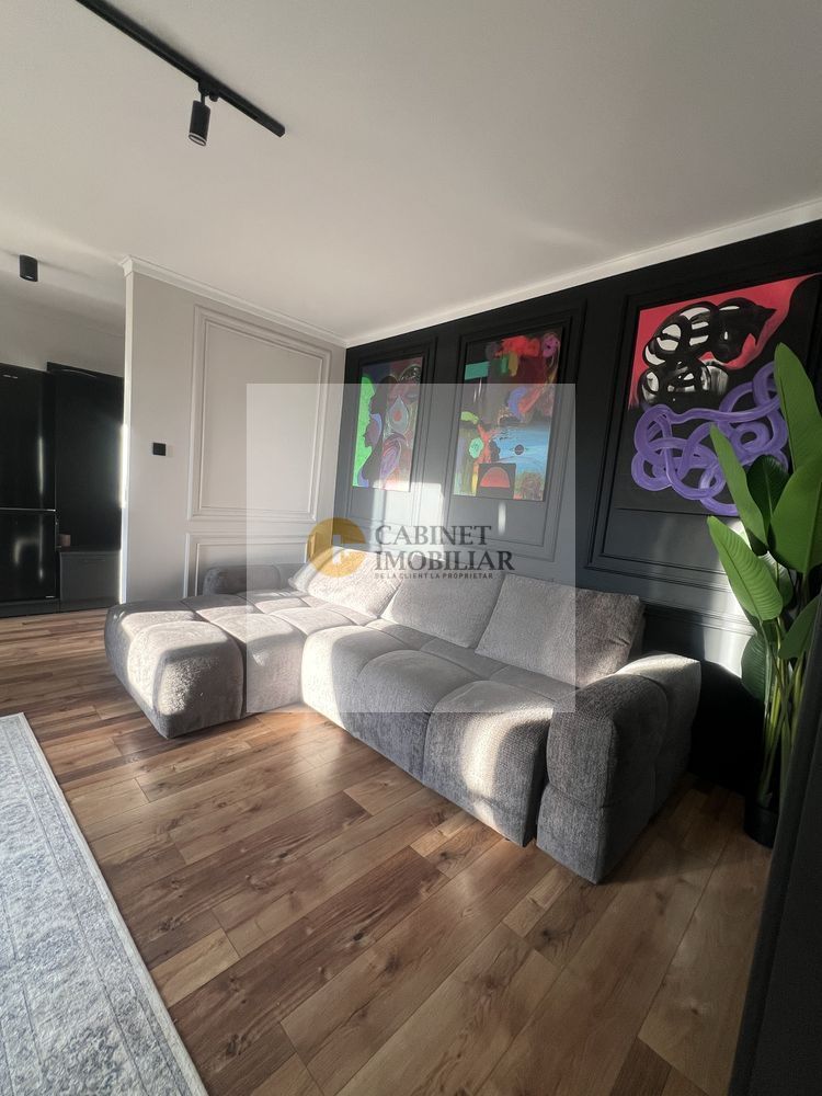 2 camere I Renovat I metrou  Universitate I 1960 I Creditabil - Poză 2