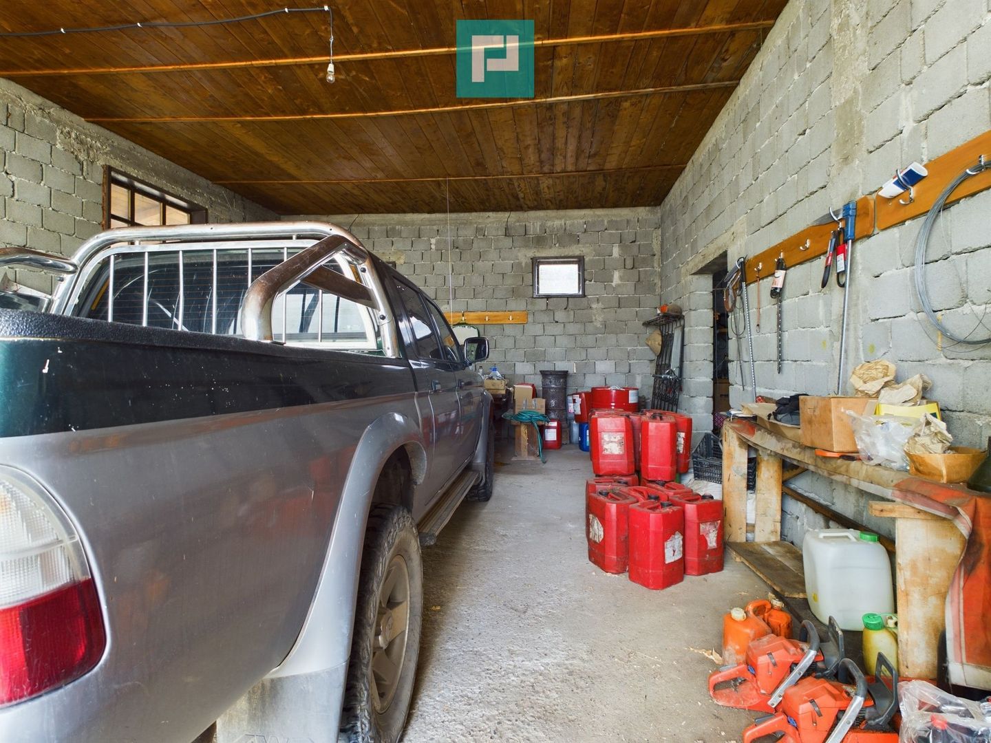 Casă tip duplex cu teren generos în Dezna - Poză 11