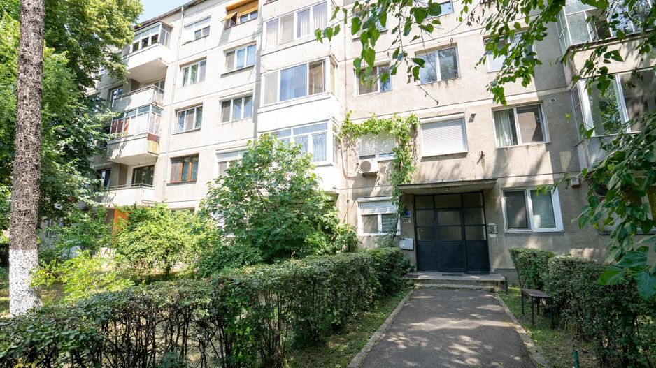 APARTAMENT CU 3 CAMERE  STR.TRANSILVANIEI ZONA ROGERIUS - Poză 7