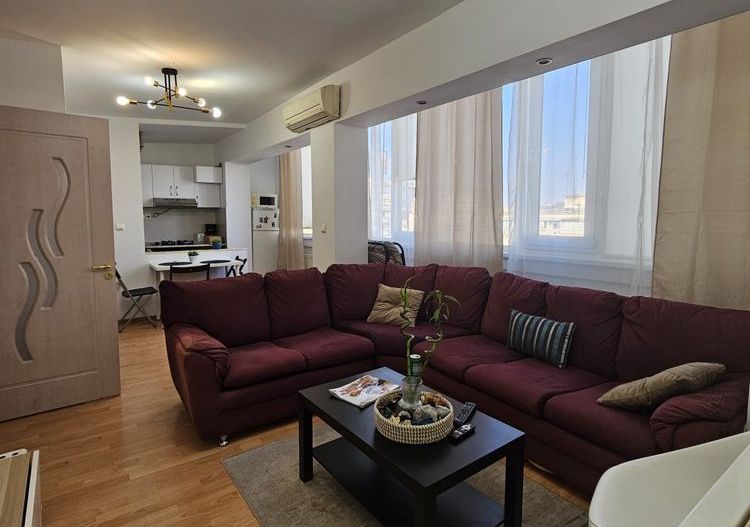 Închiriez apartament 2 camere, Unirii - Cocor, metrou 1 min, Petfriend - Poză 2