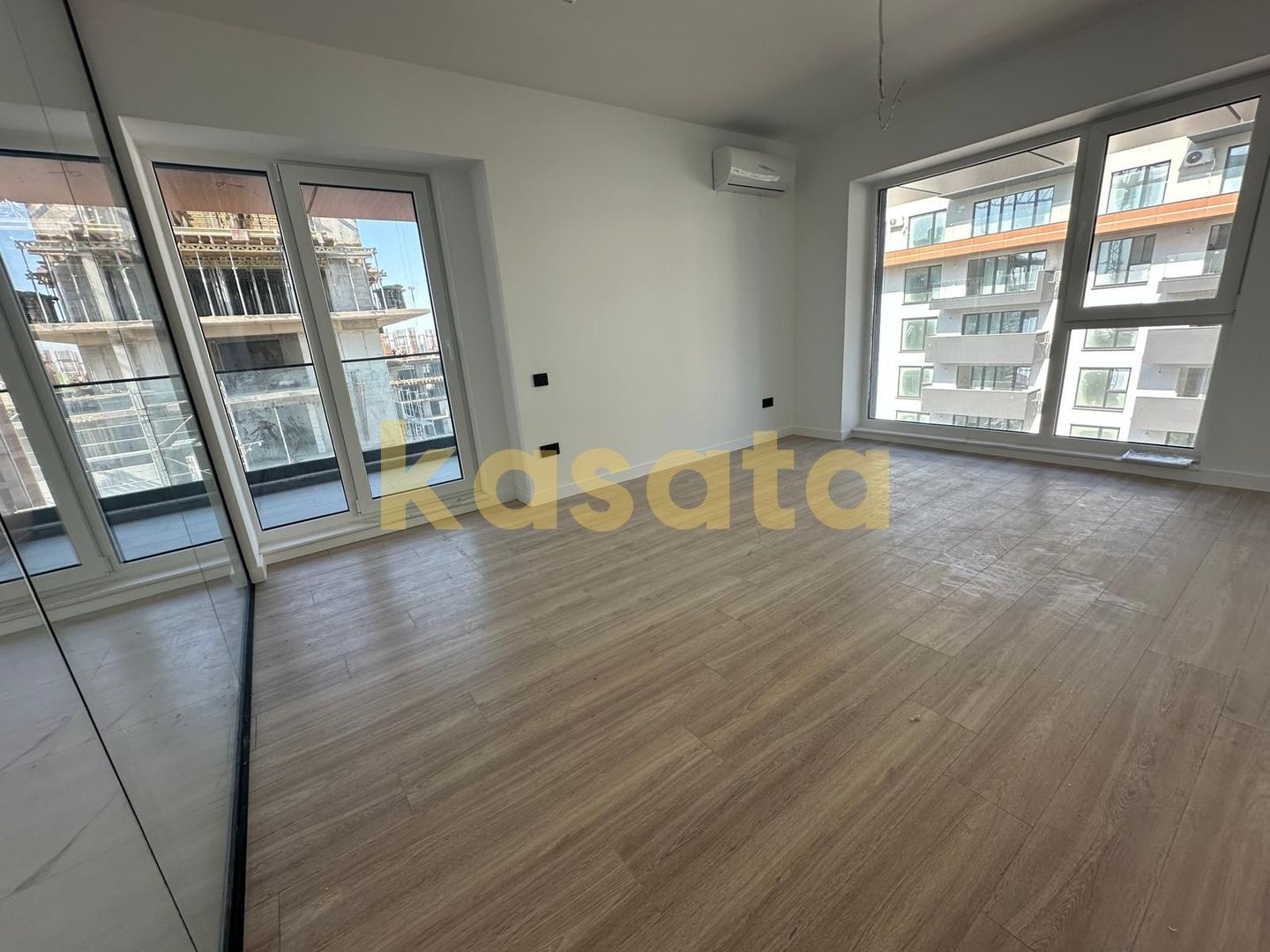 Apartament 3 camere | Etaj 9 | Orientare Sud-Vest | Finisaje premium | - Poză 2