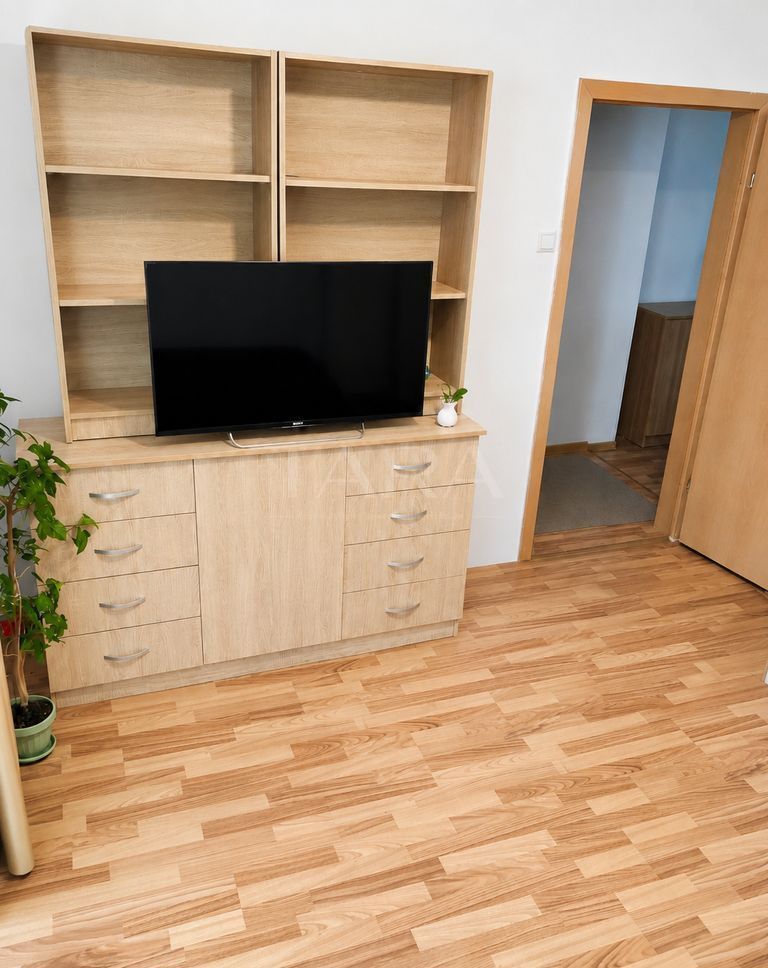 Apartament cu 2 camere, zona Piața Hermes, Gheorgheni. - Poză 2