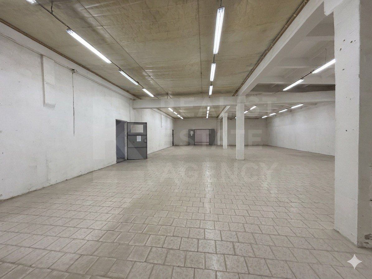 Chirie, spatiu industrial , 1500 mp, str. Calea Iesilor, Sculeni - Poză 2