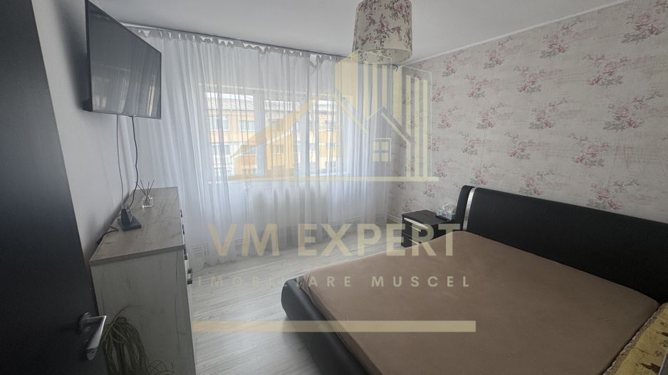 APARTAMENT 2 CAMERE ETAJ 4 CAMPULUNG GRUI - Poză 5