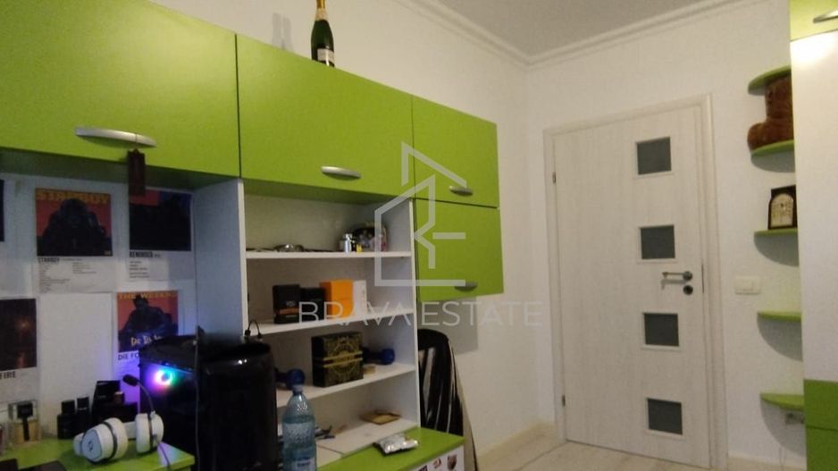 Apartament 3 camere, balcon, parcare, 64 mp, zona Floresti - Poză 9