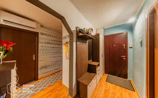 Apartament 4 camere, langa campusul UVVG, decomandat, etaj 3, comision 0% - Poză 19