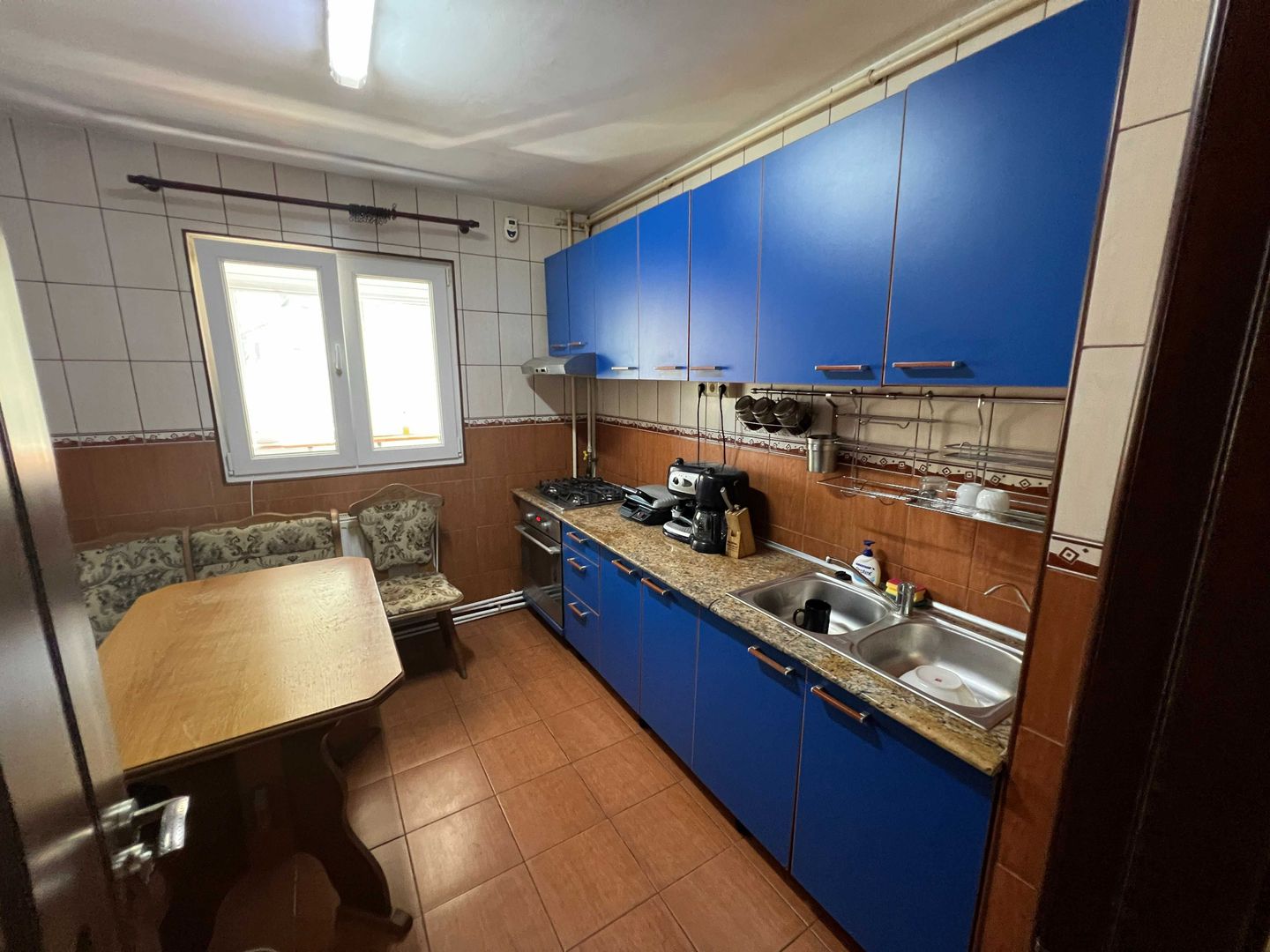 Ofertă! 3 camere decomandat, centrala proprie, parcare inclusă, pet friendly - Poză 7