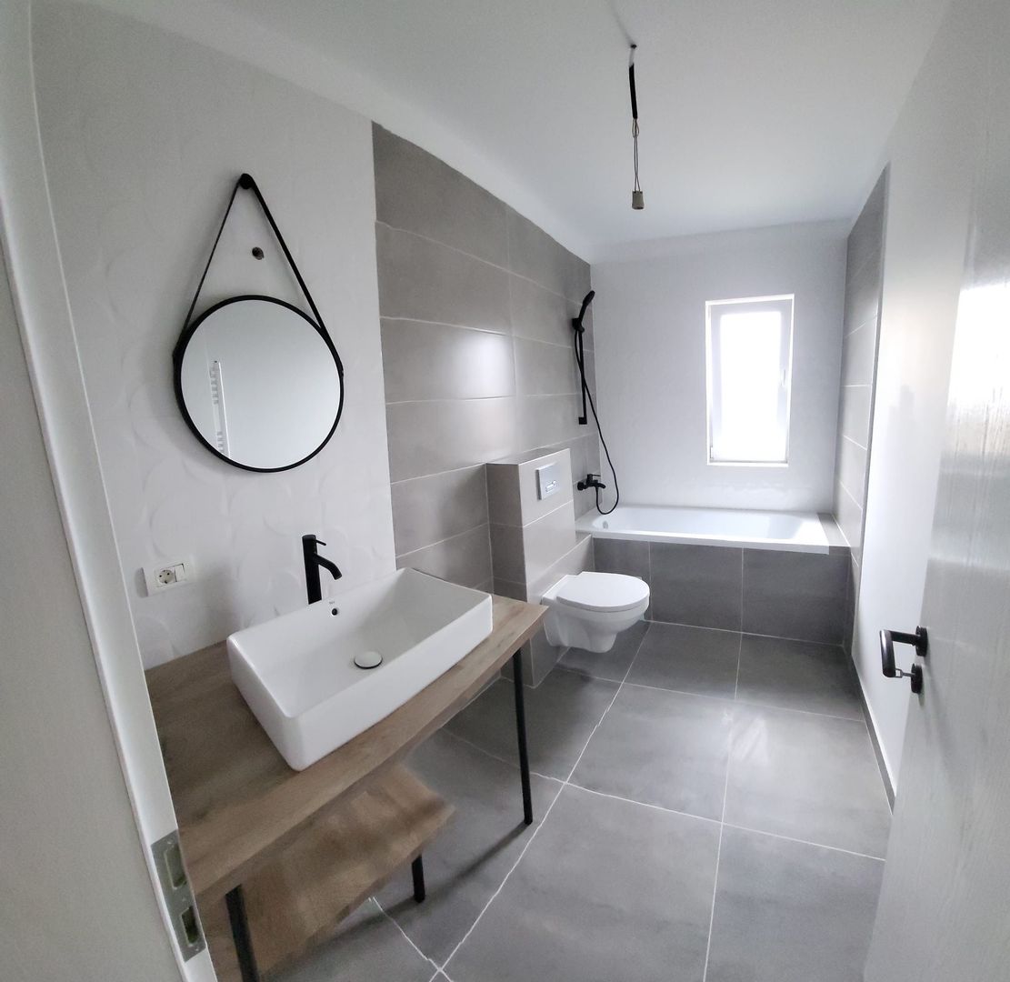 1\2 Duplex Utvin P+E,5 Camere,2 Bai,Toate Utilitatile - Poză 7