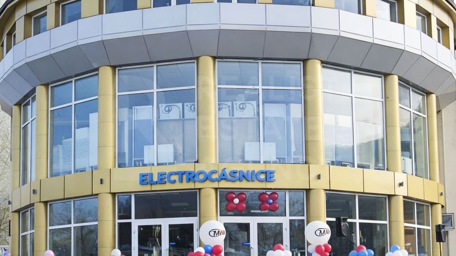 Vânzare, spațiu comercial, 715 mp, bd. Republicii, Cahul - Poză 2