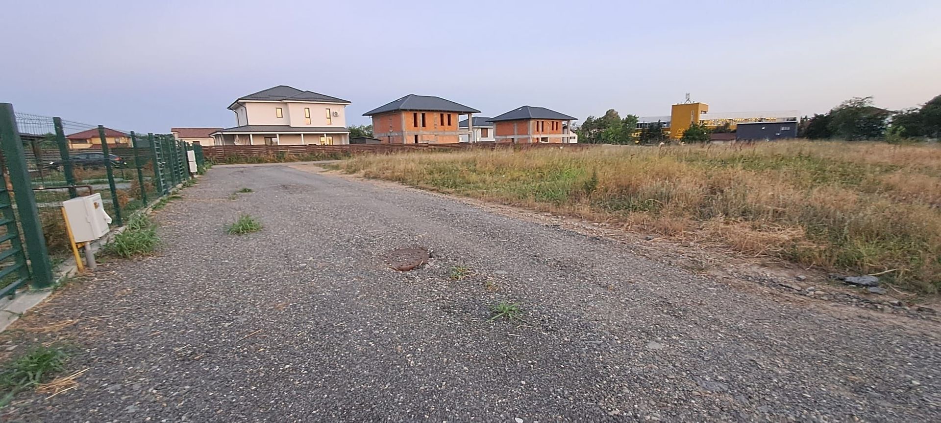 Corbeanca zona Paradisul Verde, investitie, parcelabil, utilitati, stb - Poză 1