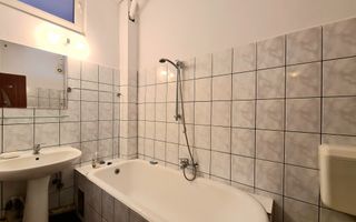 Apartament de închiriat, două camere, Brasov, zona Centrul Civic,  55 mp. - Poză 9