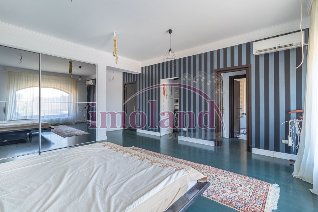 Vila cu piscina si garaj - 6 dormitoare - Pantelimon - Poză 27