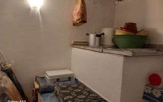 BRASADAS vinde casa 2 cam cu etaj 6 ari zona Bercu Rosu. - Poză 14