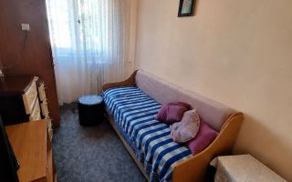 Apartament 3 camere, Zona Dacia   luminos, liniștit, cu vedere spre spațiu verde - Poză 5