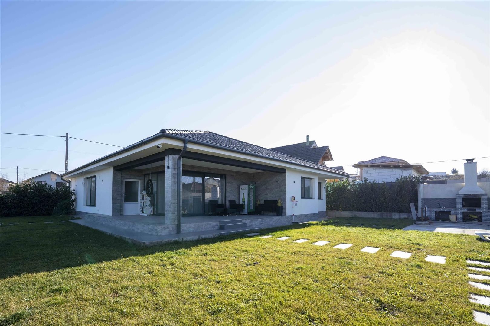 Casa Paleu  Oncea - Poză 1