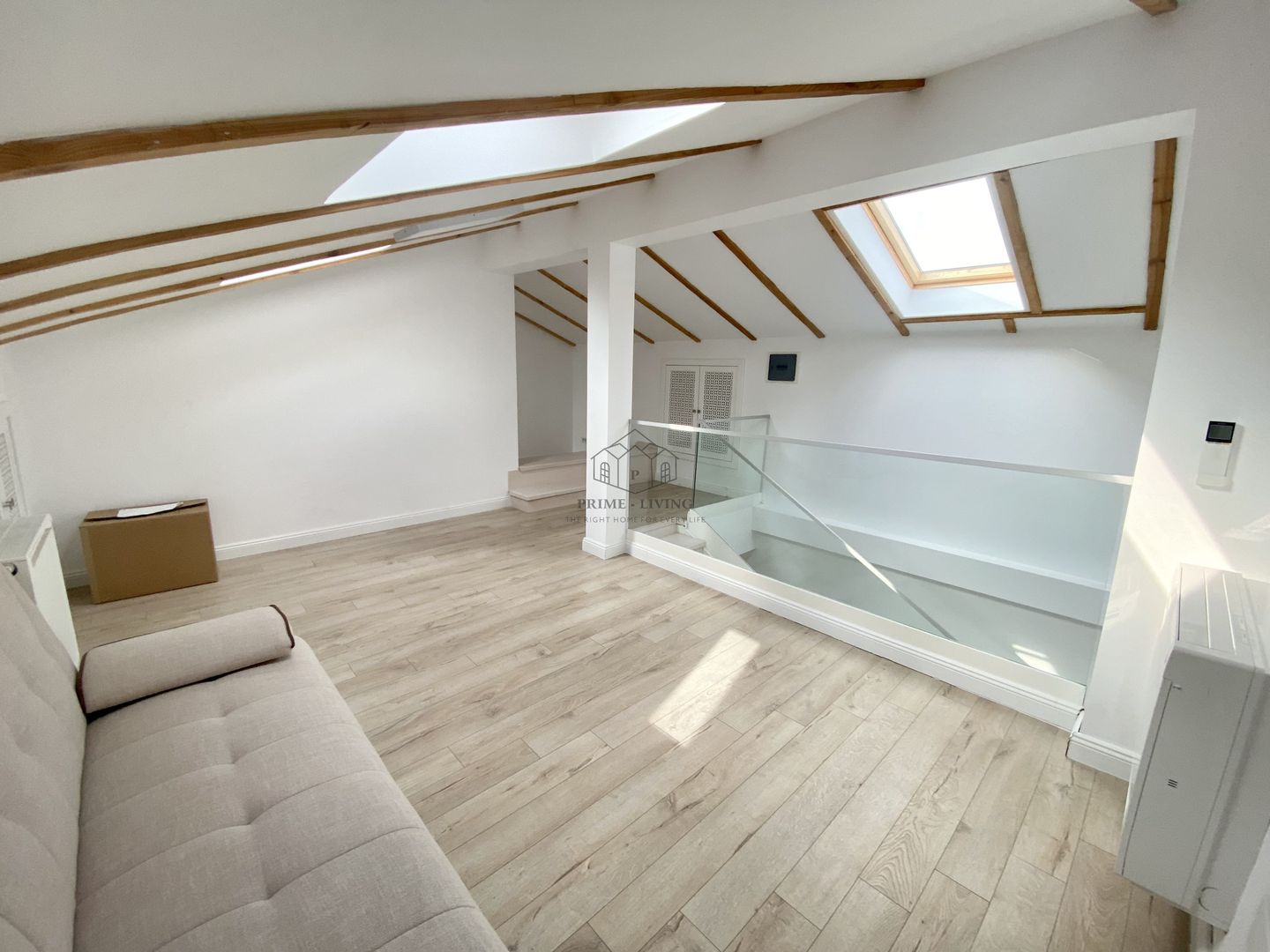 VILA SPATIOASA CU 5 CAMERE LA INCHIRIERE IN COMPLEX REZIDENTIAL - Poză 18