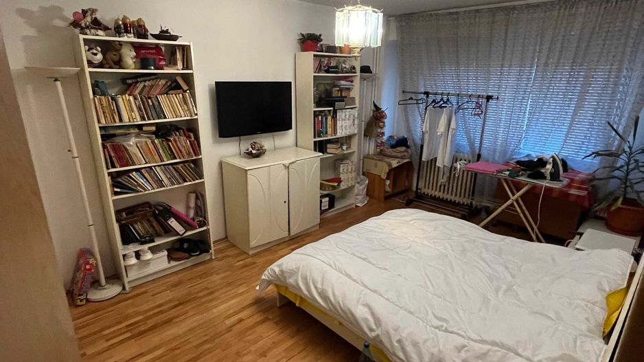 apartament decomandat cu 4 camere - Poză 6
