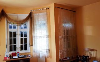 Casa de vanzare Cetate pretabila ca pensiune - Poză 13