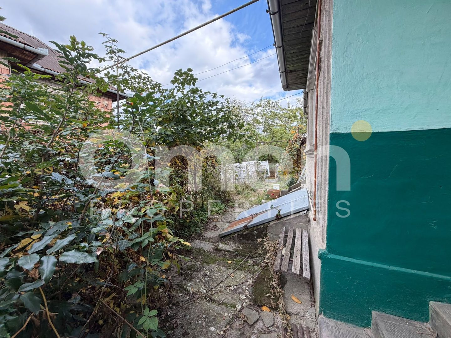 Casa cu teren de 1350 mp | Lapusel - Poză 3