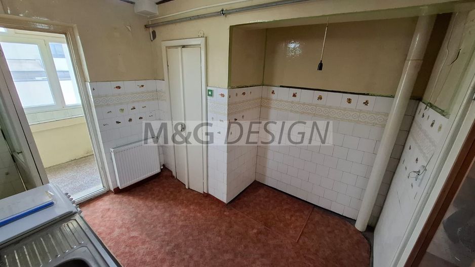 Spitalul Judetean - Casa Tineretului 3 camere, etaj 2, centrala gaz - Poză 4