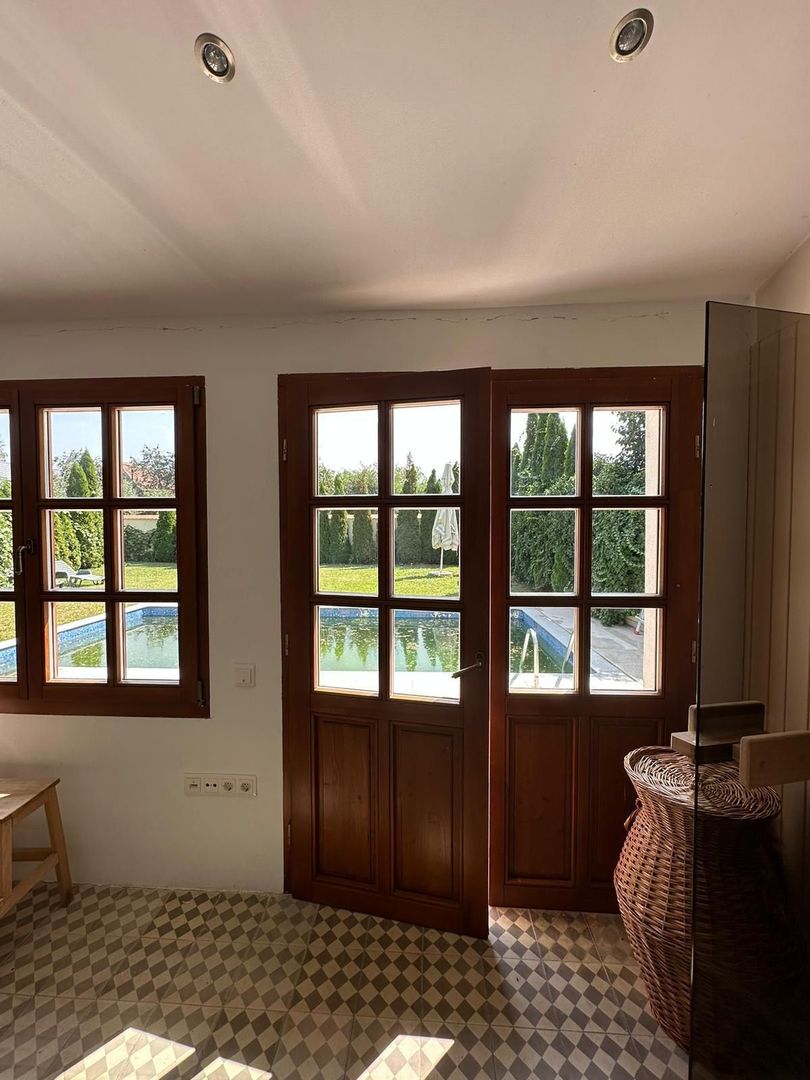 Casa saseasca CRISTIAN,amenajata LUX,pt turism,piscina,curte - Poză 13