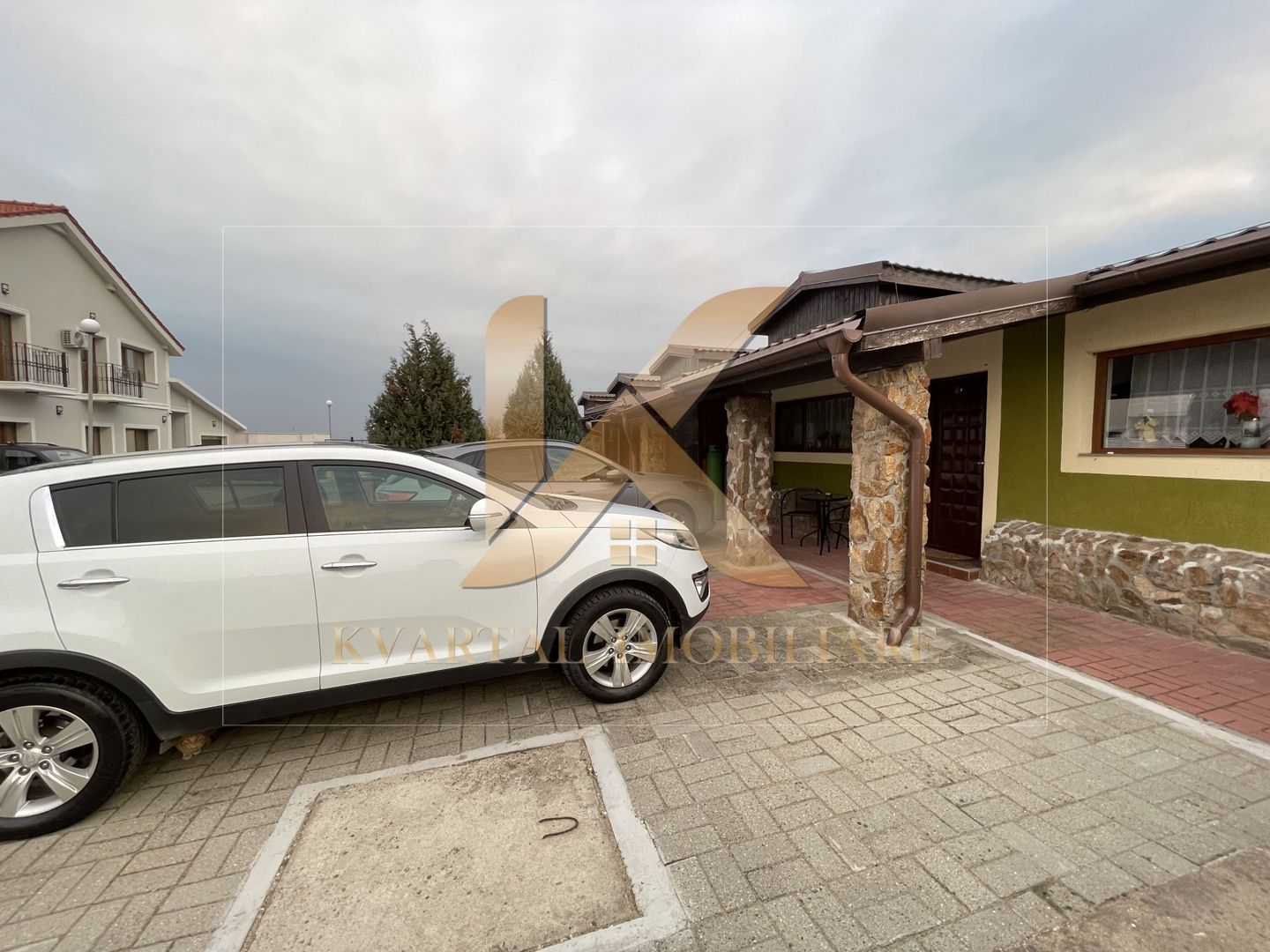 Casă la cheie Cartietul Verde! - Poză 1