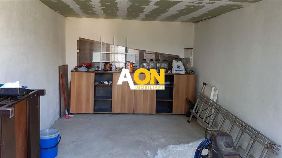 Casă de închiriat, 3 camere, cu terasă și garaj, Partoș - Poză 19