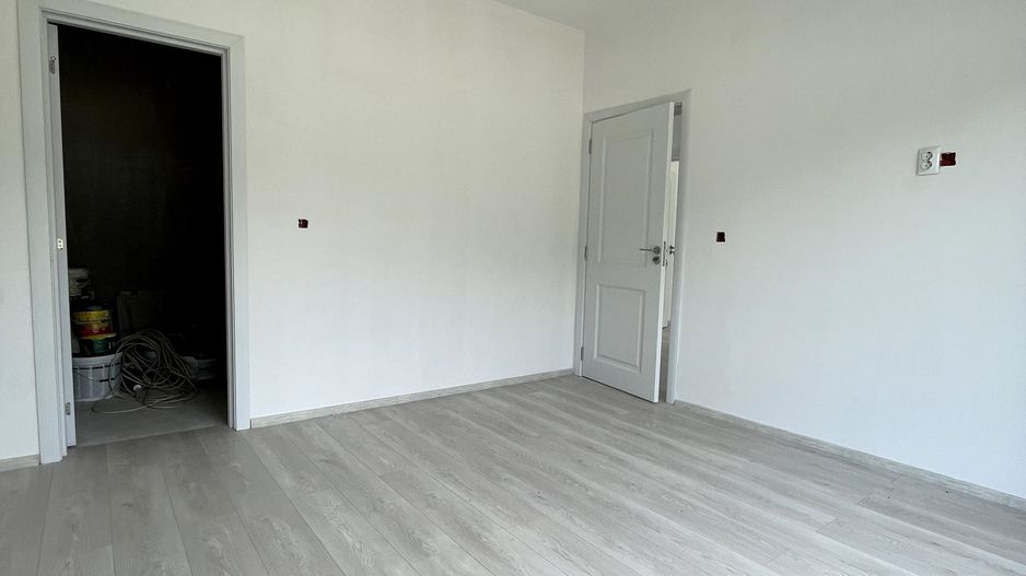 Casă modernă plan P – 750 mp teren – Săldăbagiu de Munte - Poză 9