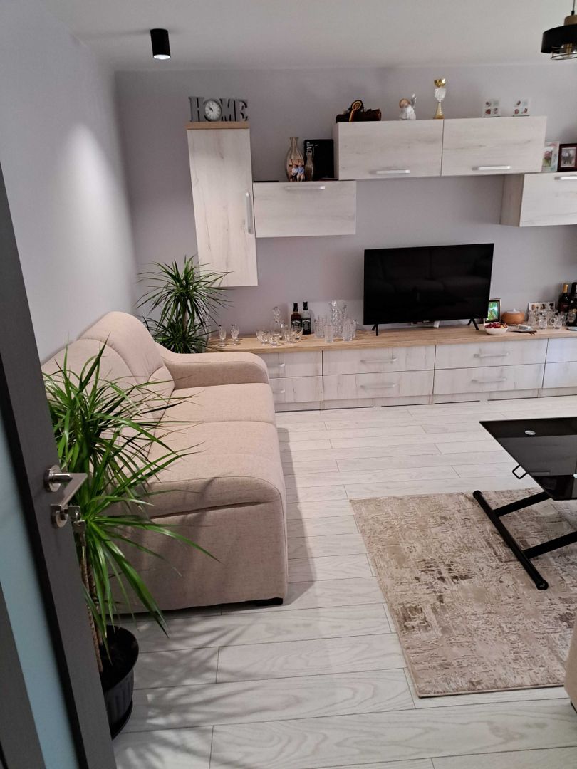 Vând apartament cu 3camere - Poză 6